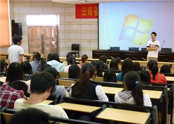 云南工艺美术学校2019年中专招生介绍(图1) 云南工艺美术学校2019年中专招生介绍