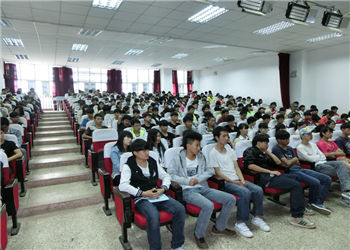 昆明商务信息工程学校2018年五年一贯制大专录取分数线(图1) 昆明商务信息工程学校2018年五年一贯制大专录取分数线