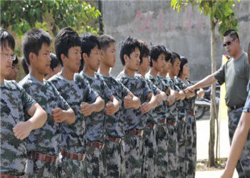 云南三鑫职业技术学院2018年五年制普通大专录取分数线(图1) 云南三鑫职业技术学院2018年五年制普通大专录取分数线