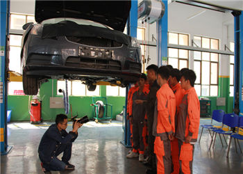 曲靖应用技术学校2019年五年制大专录取分数线(图1) 曲靖应用技术学校2019年五年制大专录取分数线