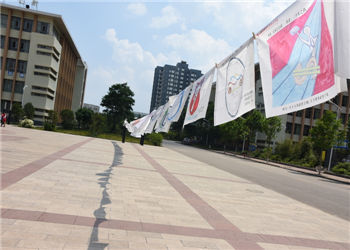 曲靖应用技术学校2019年招生报考时间(图1) 曲靖应用技术学校2019年招生报考时间