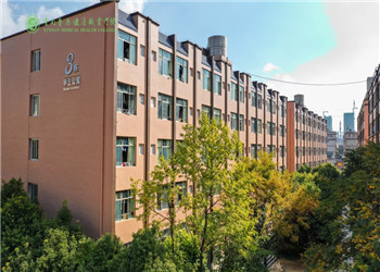 云南医药健康职业学校2020年五年制大专招生专业表(图1) 云南医药健康职业学校2020年五年制大专招生专业表