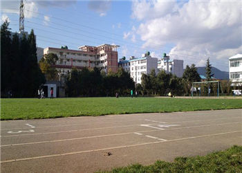 昆明卫校专科学校2020年普通中专报名方式(图1) 昆明卫校专科学校2020年普通中专报名方式