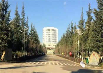 曲靖麒麟区财经学校2020年普通中专报名电话(图1) 曲靖麒麟区财经学校2020年普通中专报名电话