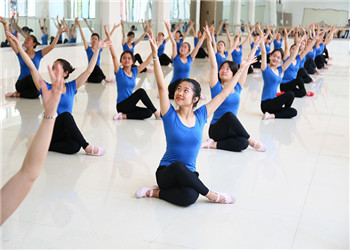 曲靖市幼儿师范学校2020年三年制普通中专专业