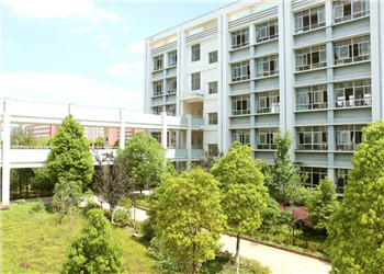 曲靖职业技术学院五年制大专2020年网上报名系统(图1) 曲靖职业技术学院五年制大专2020年网上报名系统