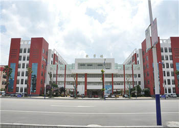 麒麟区沿江职教集团2020年初中招生专业