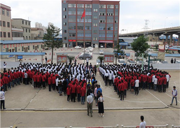 昆明市交通技工学校2022年招生联系电话(图1)