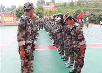 麒麟长兴职业技术学校2023年普通中专报名要求(图1) 麒麟长兴职业技术学校2023年普通中专报名要求(图1)