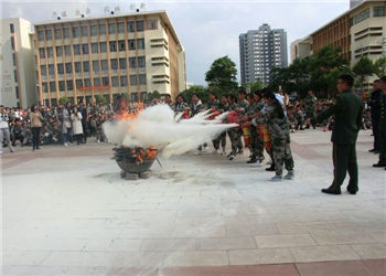 云南省曲靖应用技术学校2023年五年制免学费多少(图1) 云南省曲靖应用技术学校2023年五年制免学费多少(图1)