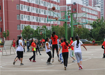 曲靖高级技工学校2023年五年制招生简章(图1)