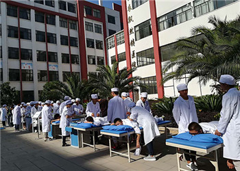 云南曲靖护理学校2023年五年制大专招生计划(图1) 云南曲靖护理学校2023年五年制大专招生计划(图1)