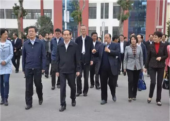 曲靖体育学校2023年五年制高职招生时间(图1) 曲靖体育学校2023年五年制高职招生时间(图1)