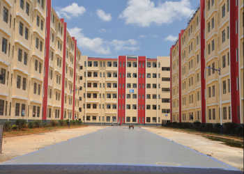 曲靖护理学校2024年全日制中专收费标准 曲靖护理学校2024年全日制中专收费标准