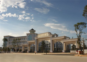 曲靖工商职业技术学校2025年五年制大专招生电话 曲靖工商职业技术学校2025年五年制大专招生电话