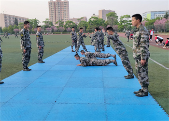 曲靖应用技术学校2025年中专招生专业 曲靖应用技术学校2025年中专招生专业