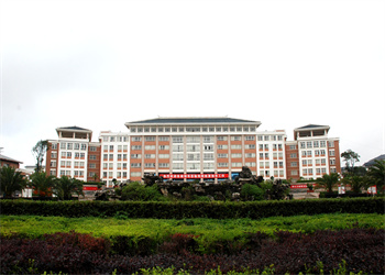 云南工业技师学院2025年中专助学政策