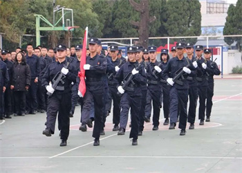 云南兴滇技工学校2025年中专招生条件