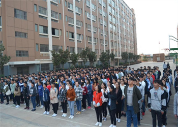 昆明华航技工学校2025年中专招生简章