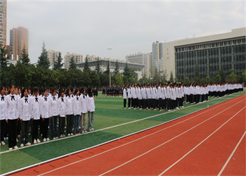 曲靖财经学校2026年五年制大专报名须知