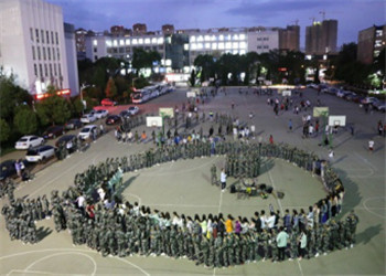 云南昆明医药健康学院2021年中专班开学时间