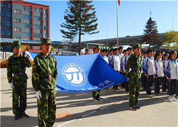 昆明市交通技工学校2021年初中起点招生政策