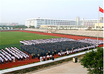 曲靖高级技工学校2021年三年制怎么报名(图1) 曲靖高级技工学校2021年三年制怎么报名